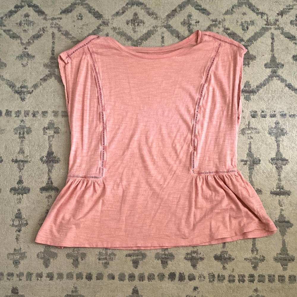 Banana Republic Malibu Tee size M